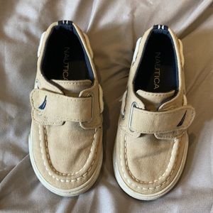 Toddler Boy size 6 Nautica Velcro shoes
